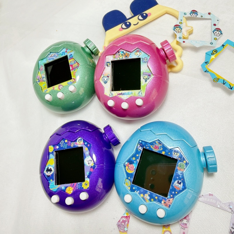 Bandai Model Tamagotchi - たまごっちパラダイス仮想ペットゲームコンソール用交換シェル、真珠光沢のある塗装面、滑らかな質感、インストールツール付き