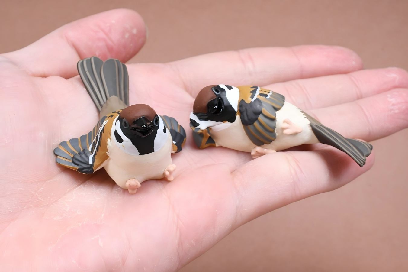 オリジナルカプセルトイ かわいい カワイイ 怠け者スズメ 鳥 - Capsule Toy Gashapon のレビューと価格